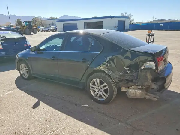 3VW2B7AJ3HM366611 2017 VOLKSWAGEN JETTA - Image 2