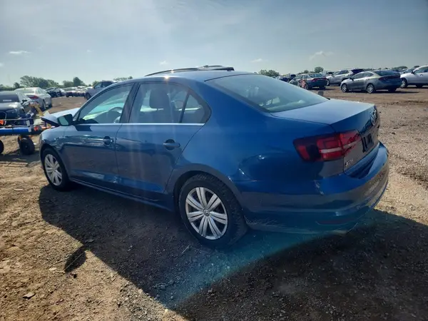 3VW2B7AJ3HM373302 2017 VOLKSWAGEN JETTA - Image 2