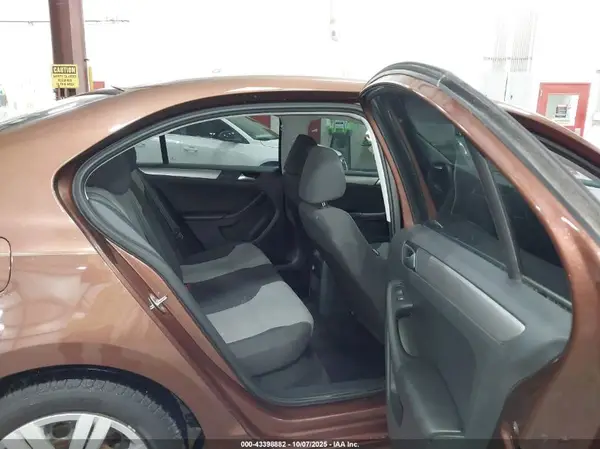3VW2B7AJ3HM373753 2017 VOLKSWAGEN JETTA - Image 8