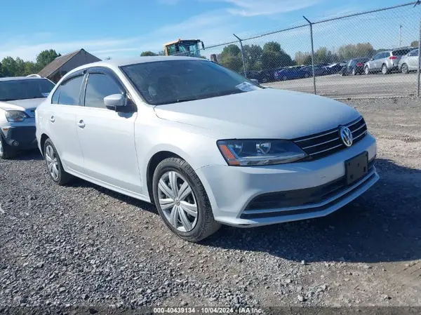 3VW2B7AJ3HM374787 2017 VOLKSWAGEN JETTA - Image 1