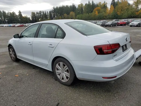 3VW2B7AJ3HM377012 2017 VOLKSWAGEN JETTA - Image 2