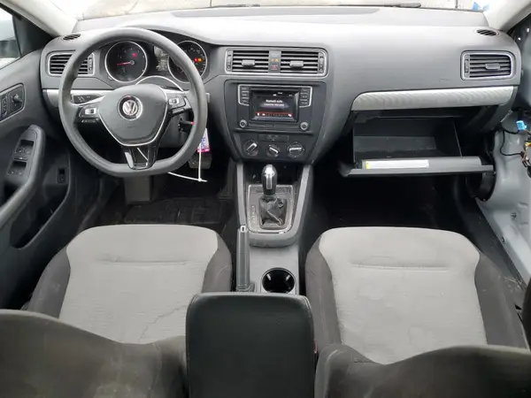 3VW2B7AJ3HM377012 2017 VOLKSWAGEN JETTA - Image 8