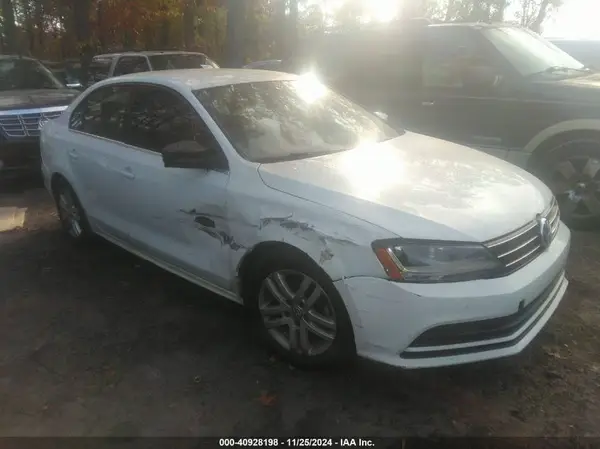 3VW2B7AJ3HM378869 2017 VOLKSWAGEN JETTA - Image 1