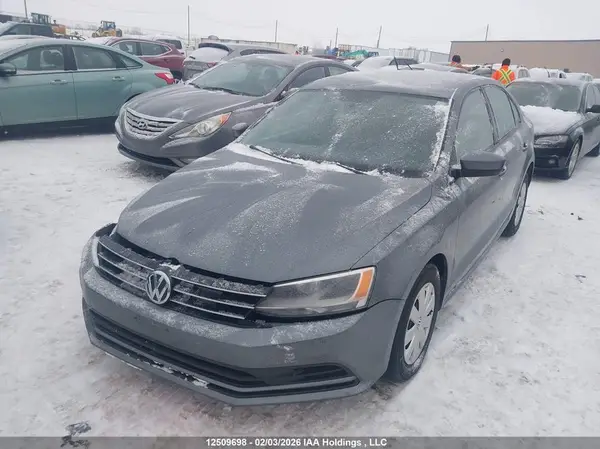 3VW2B7AJ3HM381402 2017 VOLKSWAGEN JETTA - Image 2