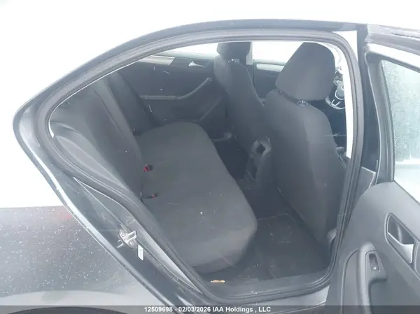 3VW2B7AJ3HM381402 2017 VOLKSWAGEN JETTA - Image 8
