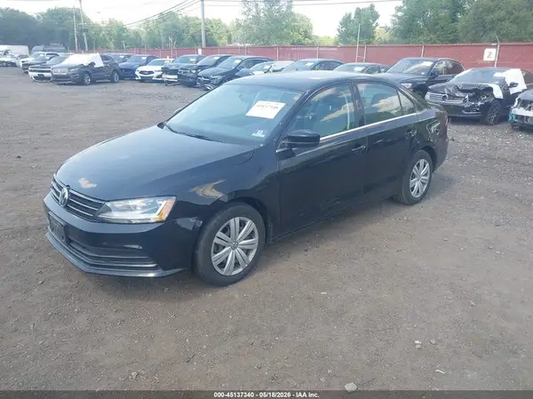 3VW2B7AJ3HM388429 2017 VOLKSWAGEN JETTA - Image 2
