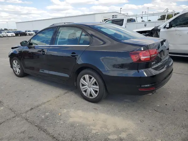 3VW2B7AJ3HM389452 2017 VOLKSWAGEN JETTA - Image 2
