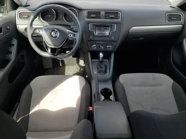 3VW2B7AJ3HM389452 2017 VOLKSWAGEN JETTA - Image 8