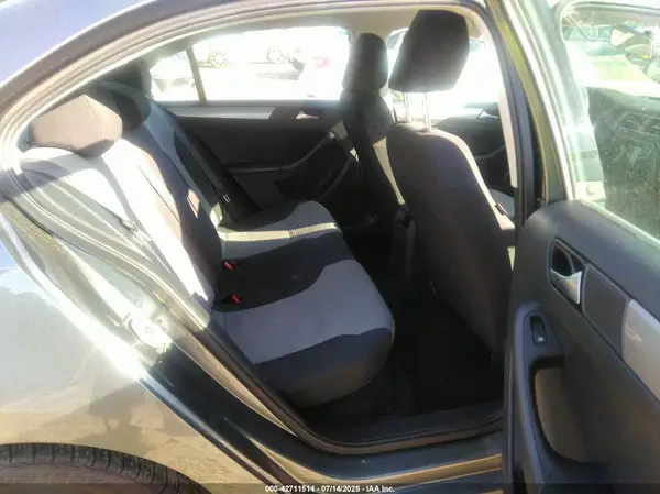 3VW2B7AJ3HM391833 2017 VOLKSWAGEN JETTA - Image 8