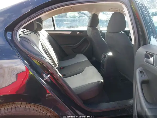 3VW2B7AJ3HM395865 2017 VOLKSWAGEN JETTA - Image 8