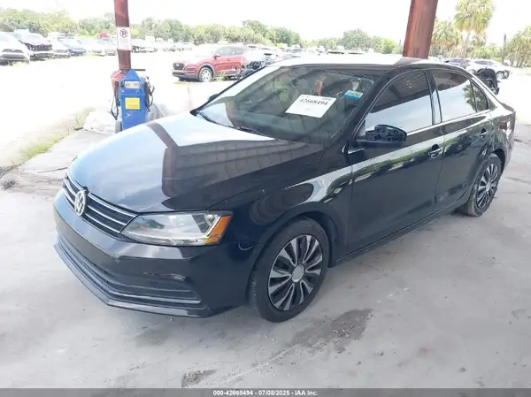 3VW2B7AJ3HM397535 2017 VOLKSWAGEN JETTA - Image 2