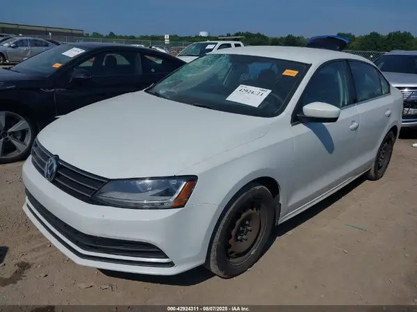 3VW2B7AJ3HM400966 2017 VOLKSWAGEN JETTA - Image 2