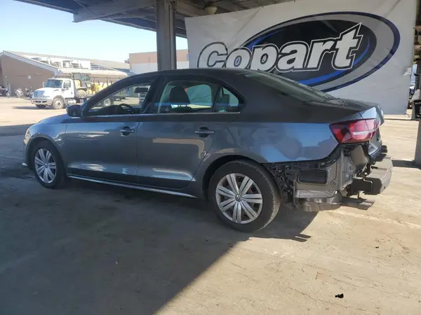 3VW2B7AJ3HM401745 2017 VOLKSWAGEN JETTA - Image 2