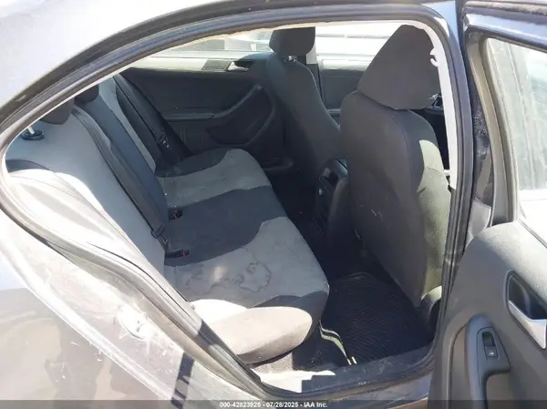 3VW2B7AJ3HM405052 2017 VOLKSWAGEN JETTA - Image 8