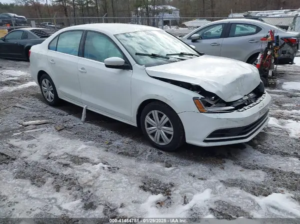 3VW2B7AJ3HM406945 2017 VOLKSWAGEN JETTA - Image 1