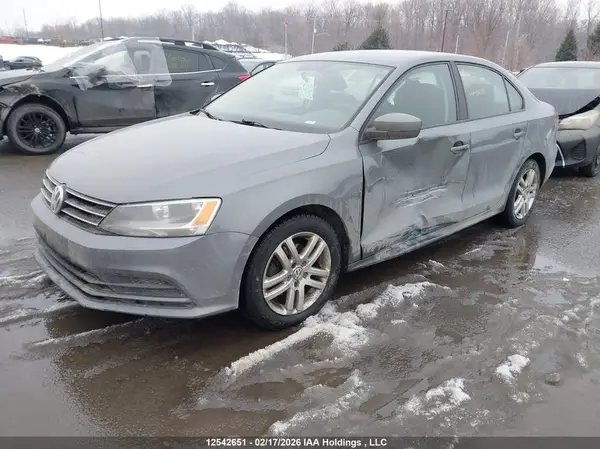 3VW2B7AJ3HM412034 2017 VOLKSWAGEN JETTA - Image 2