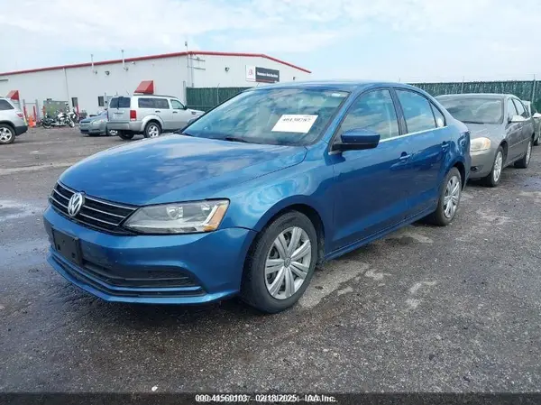 3VW2B7AJ3HM414172 2017 VOLKSWAGEN JETTA - Image 2