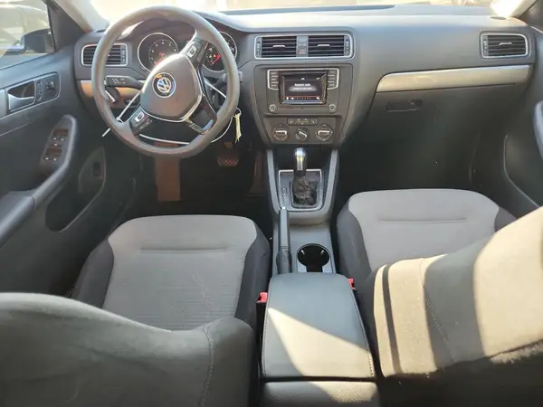 3VW2B7AJ3HM414995 2017 VOLKSWAGEN JETTA - Image 8