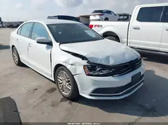 3VW2B7AJ3JM215984 2018 VOLKSWAGEN JETTA