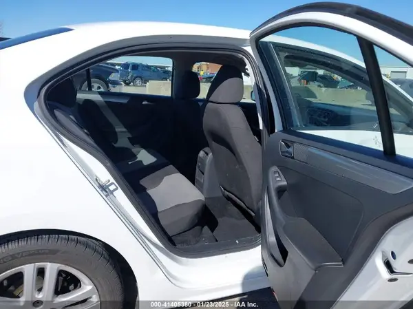 3VW2B7AJ3JM220313 2018 VOLKSWAGEN JETTA - Image 8
