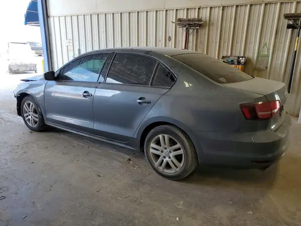 3VW2B7AJ3JM223955 2018 VOLKSWAGEN JETTA - Image 2