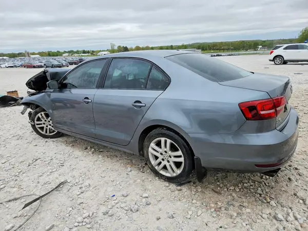 3VW2B7AJ3JM247902 2018 VOLKSWAGEN JETTA - Image 2