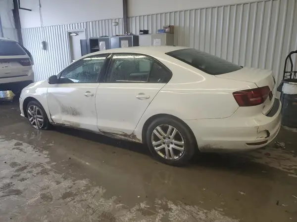 3VW2B7AJ3JM248919 2018 VOLKSWAGEN JETTA - Image 2
