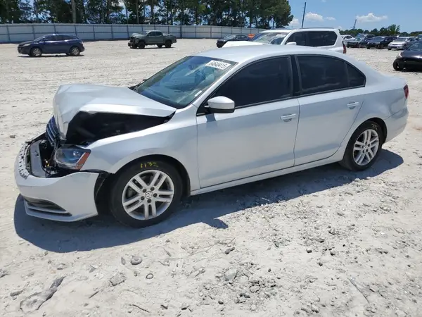 3VW2B7AJ3JM258415 2018 VOLKSWAGEN JETTA - Image 1