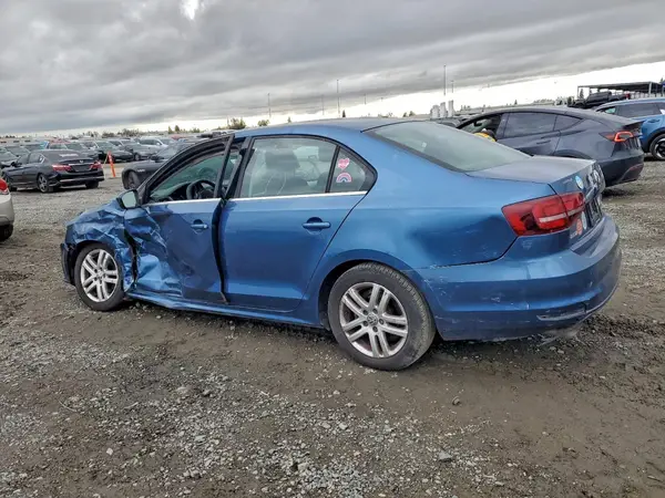 3VW2B7AJ4HM203160 2017 VOLKSWAGEN JETTA - Image 2