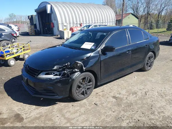 3VW2B7AJ4HM211307 2017 VOLKSWAGEN JETTA - Image 2