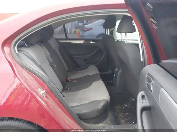 3VW2B7AJ4HM232688 2017 VOLKSWAGEN JETTA - Image 8