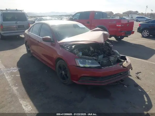 3VW2B7AJ4HM237437 2017 VOLKSWAGEN JETTA - Image 1