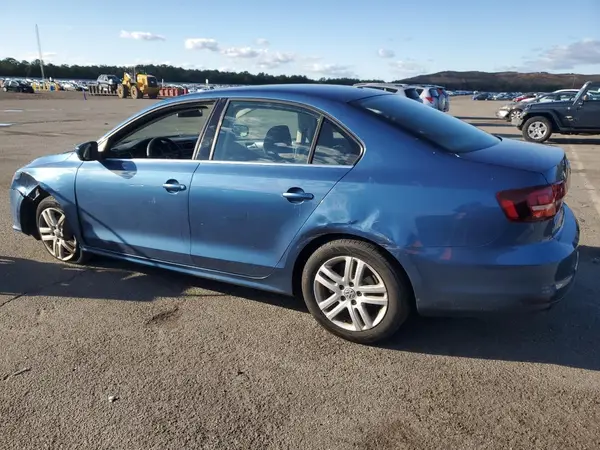 3VW2B7AJ4HM238992 2017 VOLKSWAGEN JETTA - Image 2