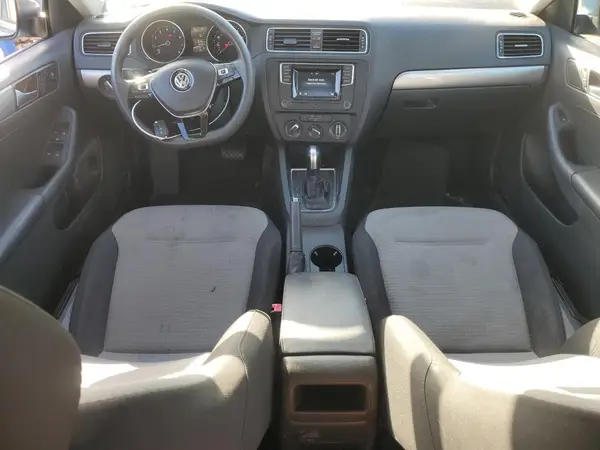 3VW2B7AJ4HM238992 2017 VOLKSWAGEN JETTA - Image 8