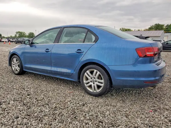3VW2B7AJ4HM239057 2017 VOLKSWAGEN JETTA - Image 2