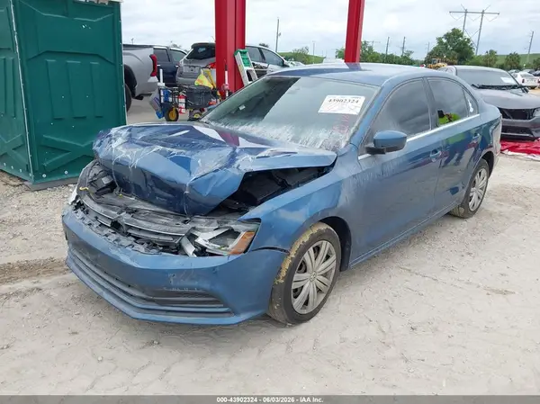 3VW2B7AJ4HM262970 2017 VOLKSWAGEN JETTA - Image 2