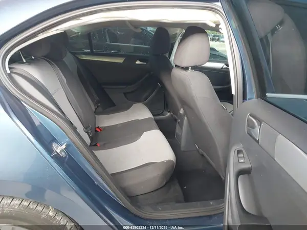 3VW2B7AJ4HM262970 2017 VOLKSWAGEN JETTA - Image 8
