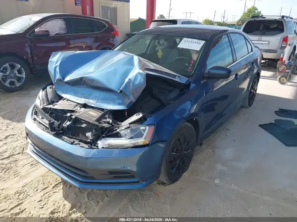 3VW2B7AJ4HM269353 2017 VOLKSWAGEN JETTA - Image 2