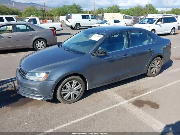 3VW2B7AJ4HM270129 2017 VOLKSWAGEN JETTA - Image 2