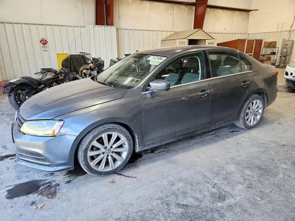 3VW2B7AJ4HM273497 2017 VOLKSWAGEN JETTA - Image 1