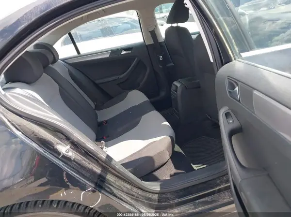 3VW2B7AJ4HM277288 2017 VOLKSWAGEN JETTA - Image 8