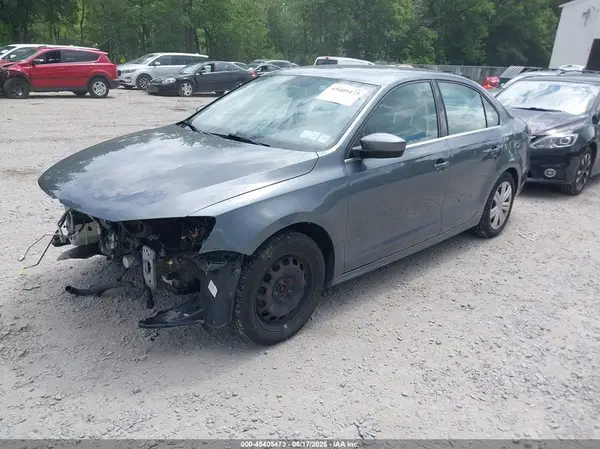 3VW2B7AJ4HM280899 2017 VOLKSWAGEN JETTA - Image 2