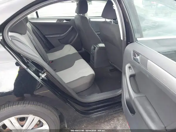 3VW2B7AJ4HM282250 2017 VOLKSWAGEN JETTA - Image 8