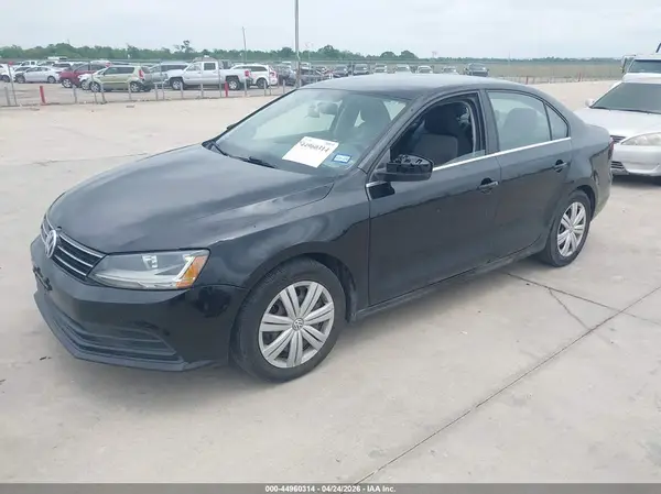 3VW2B7AJ4HM287013 2017 VOLKSWAGEN JETTA - Image 2