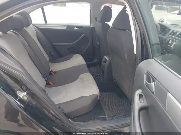 3VW2B7AJ4HM287013 2017 VOLKSWAGEN JETTA - Image 8
