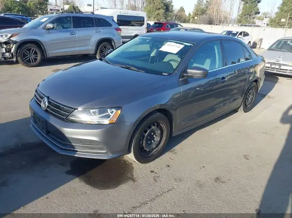 3VW2B7AJ4HM288310 2017 VOLKSWAGEN JETTA - Image 2