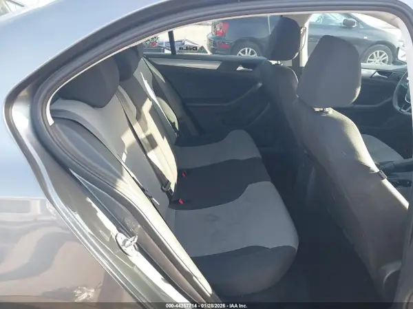3VW2B7AJ4HM288310 2017 VOLKSWAGEN JETTA - Image 8