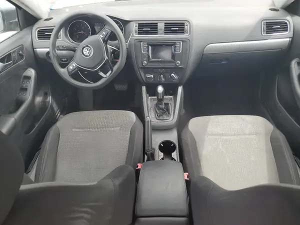 3VW2B7AJ4HM306157 2017 VOLKSWAGEN JETTA - Image 8