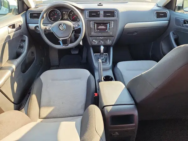 3VW2B7AJ4HM306952 2017 VOLKSWAGEN JETTA - Image 8