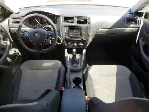 3VW2B7AJ4HM308068 2017 VOLKSWAGEN JETTA - Image 8
